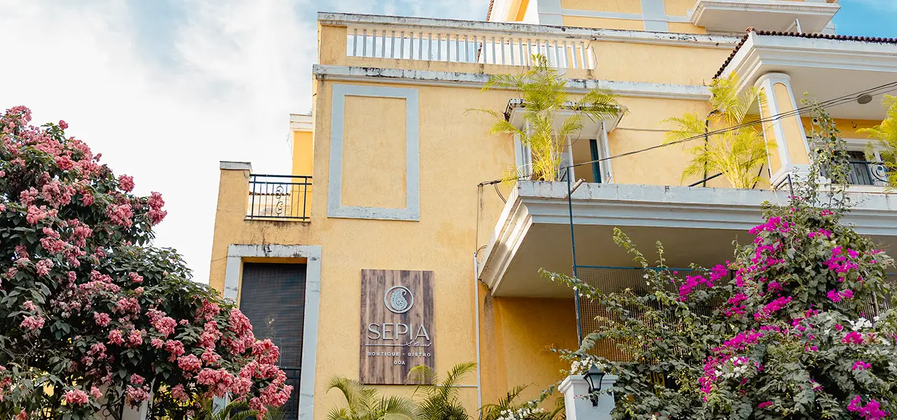 Handloom industry, handloom items, handloom shop, handloom products, handloom fabric, handloom weaving, handloom cottage, sepia stories, handloom items manufacturers in india, Swadeshi khadi handloom cotton, cotton clothing, handloom industry in india, growth of handloom industry in india, khadi handloom fabric, traditional handloom weaving, sustainable clothing, cotton handloom fabric, handloom weaving process