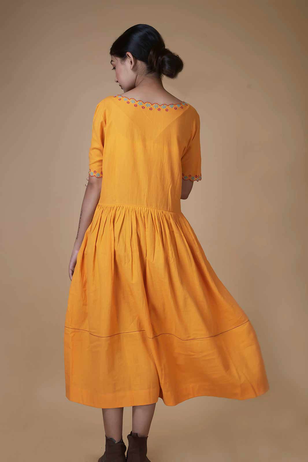 Sepia stories, Online Clothing store, Indian designer brand, women tops online, women clothing online store, handmade women tops, cotton women tops, ladies tops, eco-friendly women clothing, natural fabric, sustainable clothing women, women tops, buy women tops, buy ladies tops, earthroute brand, muslin tops, handwoven tops, handwoven clothing, cotton tops, linen shirts, women linen tops, Designer handmade tops, women shirts, women wear online