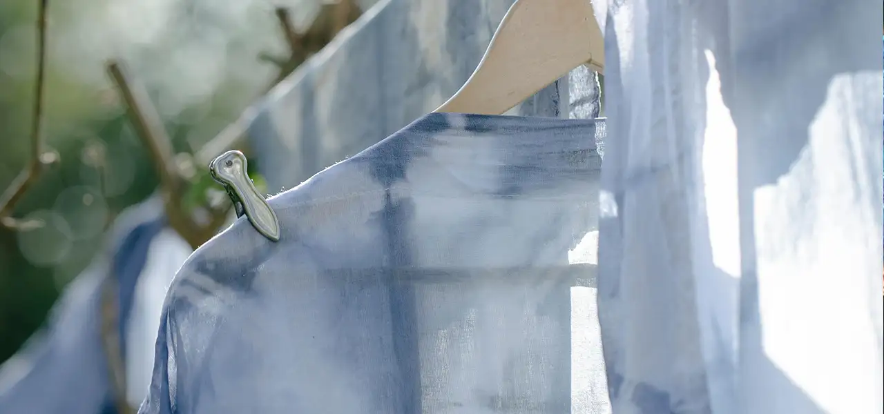 Tie dye, Tie dye is in popularity today, History of Tie dye, Tie dye Pattern, Benefits of Tie dye techniques, How to care for Tie dye clothes?, Tie And Dye Prints, Tie Dye Shirts for Men, Tie Dye Dress for Summer, tie-dye shirt for Women, Unique Tie-Dye Patterns, Patterns for Summer Outfits