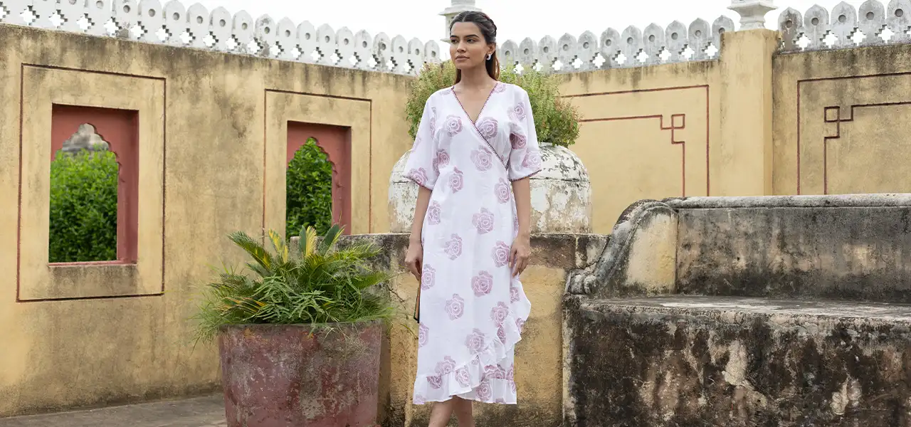 Women dresses, formal women dresses, women dresses for wedding, long women dresses, women’s dresses for party, ethnic women dresses, summer women dresses, latest dresses for ladies, office dresses for women, sepia stories