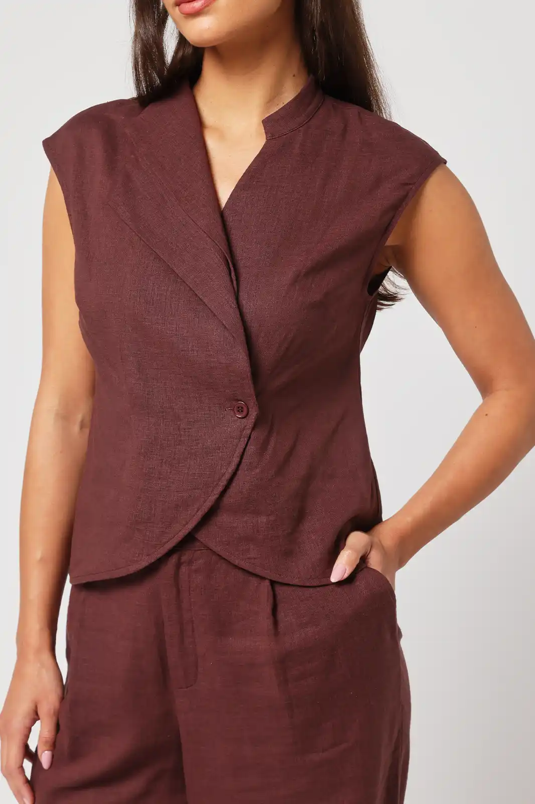 Kudrat Half Sleeve V Neck Tops For Women, Short Sleeve V Neck Tops For Women, Women Tops, Trending Women Tops, Sustainable Clothing, Women Clothing, Sepia Stories, Clothes For Women, Sustainable Cotton Clothing, Organic Women Clothing, Eco Friendly Clothing, Slow Fashion Brand, Slow Fashion Clothing, Ashita Fernandes, Sustainable Luxury Clothing Brands