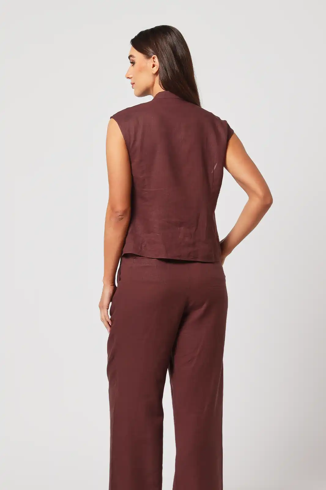 Kudrat Half Sleeve V Neck Tops For Women, Short Sleeve V Neck Tops For Women, Women Tops, Trending Women Tops, Sustainable Clothing, Women Clothing, Sepia Stories, Clothes For Women, Sustainable Cotton Clothing, Organic Women Clothing, Eco Friendly Clothing, Slow Fashion Brand, Slow Fashion Clothing, Ashita Fernandes, Sustainable Luxury Clothing Brands