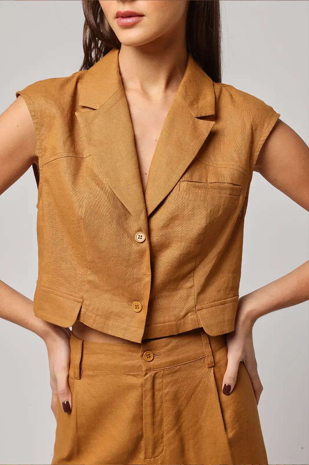 Numa Womens Sleeveless Cotton Shirt, Womens Cotton Shirt, Stylish Shirts For Women, Linen Women Shirts Online, Cotton Shirts For Ladies, Women Clothing, Sepia Stories, Clothes For Women, Sustainable Cotton Clothing, Organic Women Clothing, Eco Friendly Clothing, Slow Fashion Brand, Slow Fashion Clothing, Ashita Fernandes, Sustainable Luxury Clothing Brands