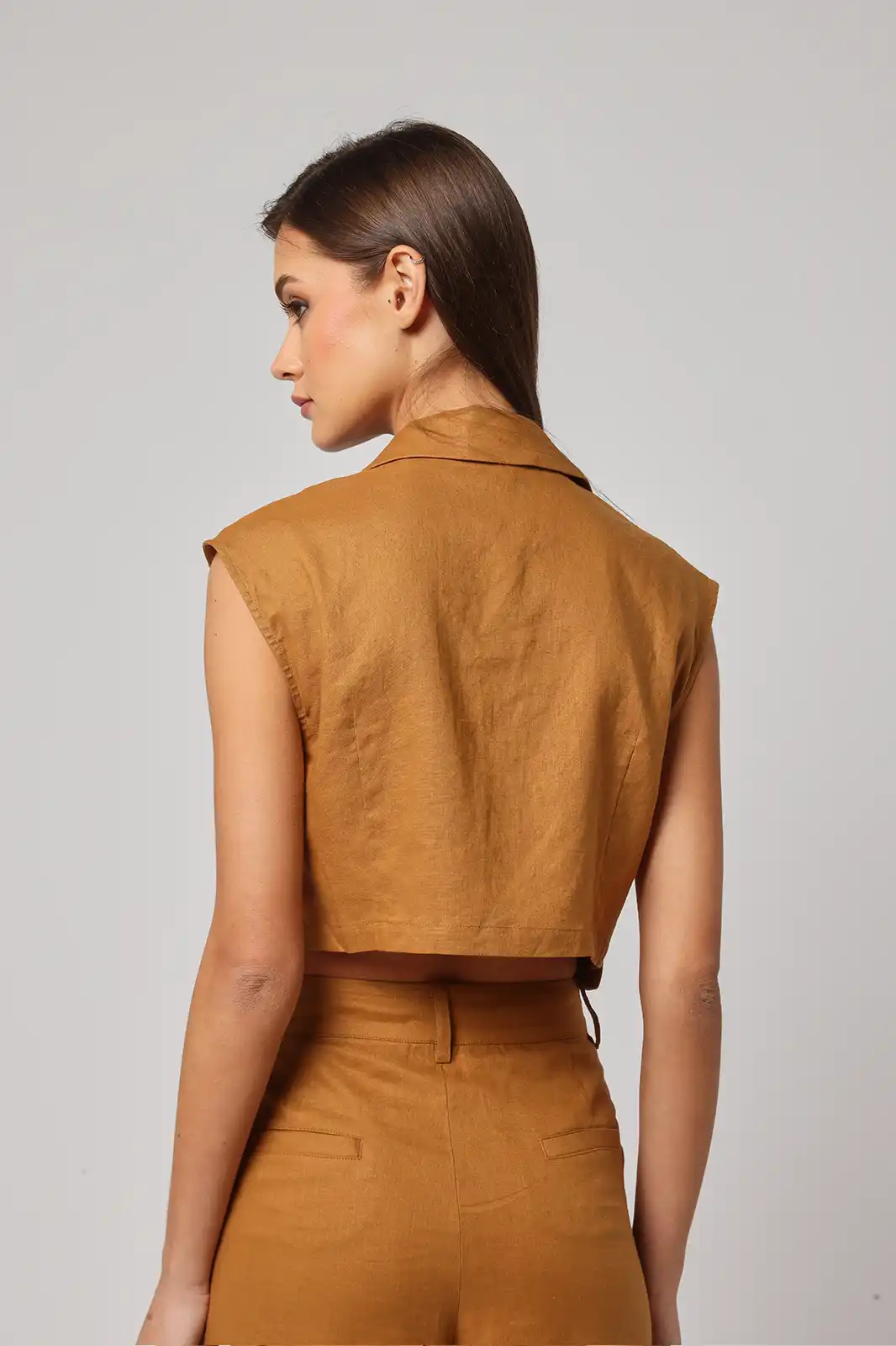 Numa Womens Sleeveless Cotton Shirt, Womens Cotton Shirt, Stylish Shirts For Women, Linen Women Shirts Online, Cotton Shirts For Ladies, Women Clothing, Sepia Stories, Clothes For Women, Sustainable Cotton Clothing, Organic Women Clothing, Eco Friendly Clothing, Slow Fashion Brand, Slow Fashion Clothing, Ashita Fernandes, Sustainable Luxury Clothing Brands