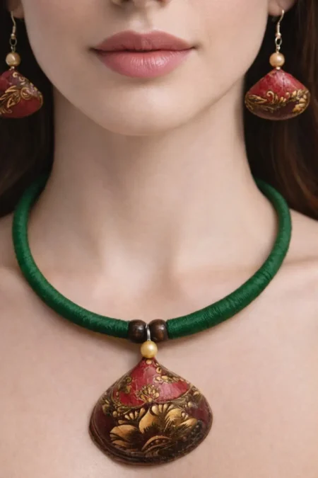 Joa Hasli Necklace Set Green Handmade Shell Jewellery, Green Necklace, Sea Shell Necklace, Handmade Jewellery Online, Handmade Ethnic Jewellery, Round Necklace, Shell Jewellery, Sustainable Jewellery, Goa Jewellery, Sepia Stories, Jack Of All